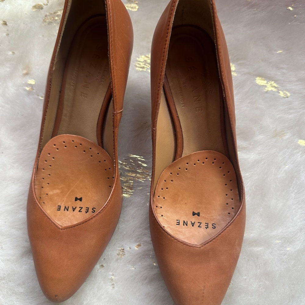 Chic Sezane Leather Heels pumps size 6 (36)